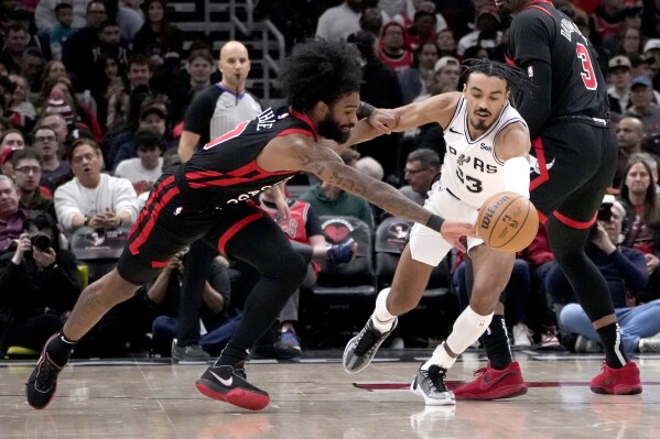 Coby White scores 22 points Bulls pull away to beat Spurs 114 95